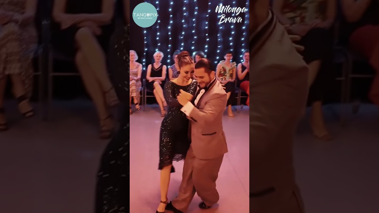 Video thumbnail for MILONGA BRAVA '24, GENEVA - Alex Moncada & Martina Waldman dance Juan D'Arienzo - Vino triste