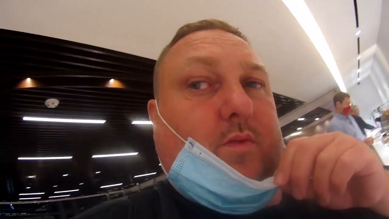 Qatar Airways Silver Lounge - South thumbnail