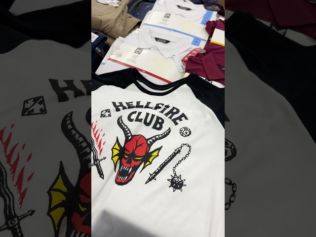 Vídeo relacionado con Stranger Things Main Logo Camiseta, Blanco, M Unisex Adulto