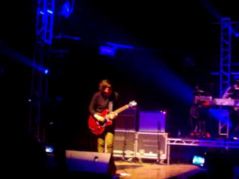 ZOE - No Hay Dolor live @ Congress Theater (4-9-10)