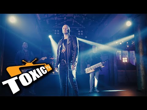 MIRKO PLAVSIC - MALO (OFFICIAL VIDEO)