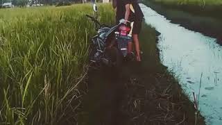 Download lagu Story wa sheila on 7 - sahabat sejati mp3 Download lagu Story wa sheila on 7 - sahabat sejati mp3