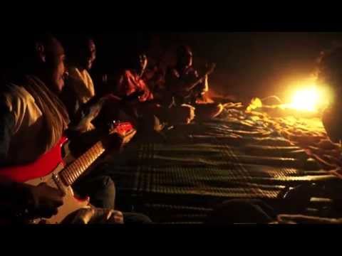 Session Acoustique - Derhan - Tacekene Tara (de Koudede) - Niamey - Niger