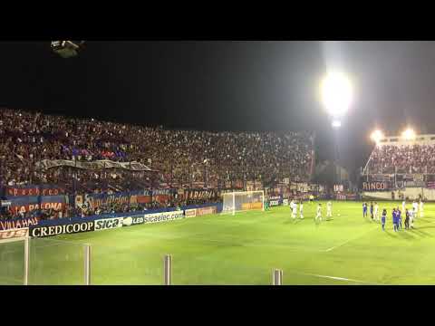 Gol de Penal Emanuel Dening