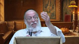 שולחן שבת או בית משפט? התובנה שתשנה לכם את הבית | הרב חזקיהו קרלנשטיין (קו ההלכה הספרדי) - התמונה מוצגת ישירות מתוך אתר האינטרנט יוטיוב. זכויות היוצרים בתמונה שייכות ליוצרה. קישור קרדיט למקור התוכן נמצא בתוך דף הסרטון