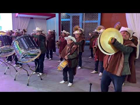 01 BANDA ORQUESTA JUVENTUD POQUIAN CAJATAMBO EN VIVO