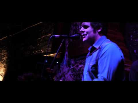 Will Kevans performing 'Picking up the pieces' live @ 12 Bar Club, Soho, London, 2012