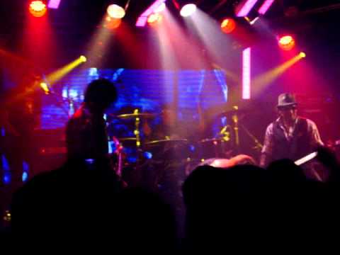 Coverheads feat. Lula Bertoldi - You could be mine