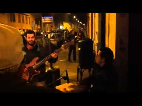 Djembe funk groove with Funky Mama! (live in Rome)