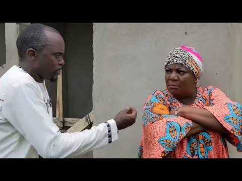 ( Partie 02 )Monica en conflit avec la femme de kritikos - LES 1000 PROBLEMES DE KRITIKOS 13