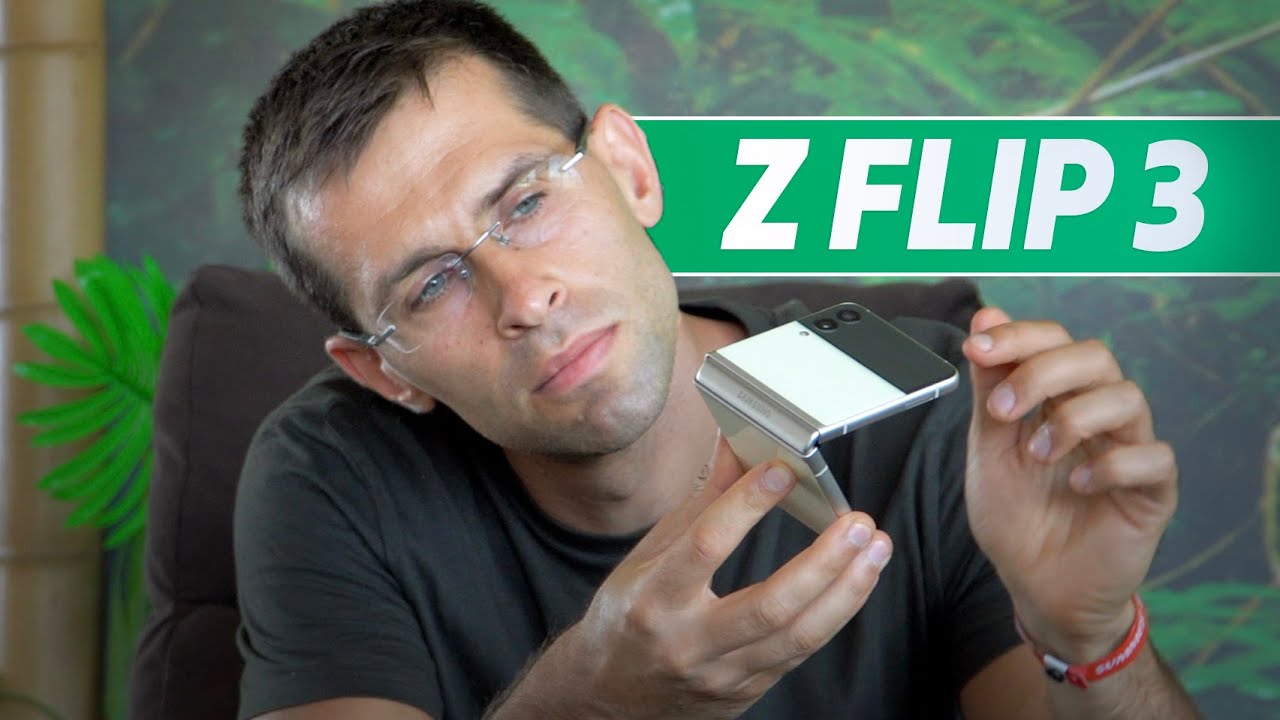 Galaxy Z Flip 3: Living with a FOLDABLE phone!