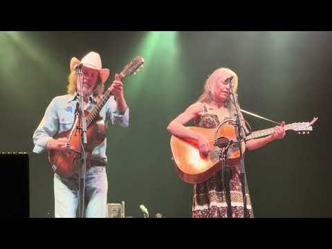 Gillian Welch & David Rawlings - Red Clay Halo • 2024-12-05 • Capitol Theatre, Portchester, NY • 4K