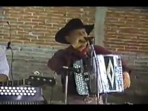 Humberto Arana y Los caporales