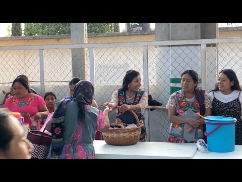 Gran kermés en el barrio 3 de mayo San Dionisio Ocotepec Oaxaca 2024 fiesta honor a la Santa cruz