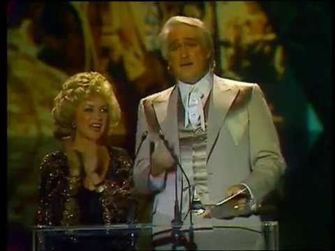 Statler Brothers Win Country Group - AMA 1979