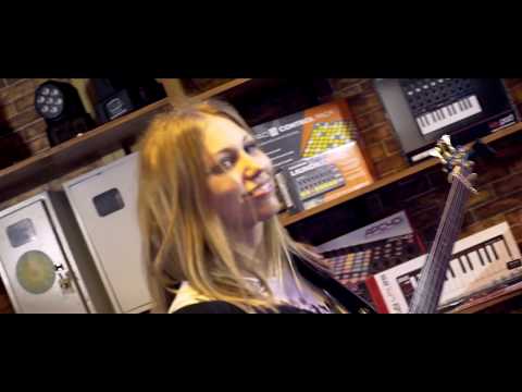 KATAFOT feat. Darya Shorr — Stop The Morning @AvantShop (LIVE)