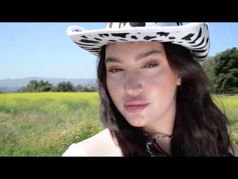 Behind The Scenes - Editorial Flower Shoot With Wilhelmina Model Kellee Moran