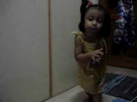 miechu daddy swimming-04