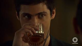Alec and Magnus snooping around Lorenzo's place