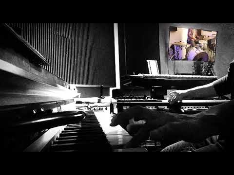 Promotional video thumbnail 1 for Vic Artur