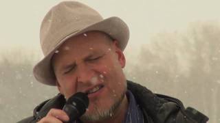 &quot;Elvis Presley&quot; &quot;White Christmas&quot; &quot;Bing Crosby&quot; Lyrics - Live Christmas song - Darren Evorglens.