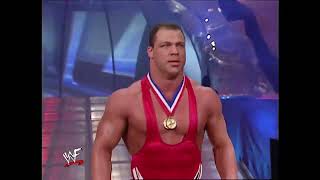 Kurt Angle&#39;s Entrance on Smackdown with the &#39;&#39;I don&#39;t suck!&#39;&#39; theme song! | SMACKDOWN 2001