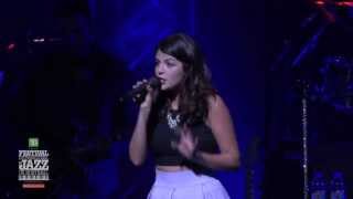 Nikki Yanofsky - The Little Secret Tour 2013 (2013-07-04) Théâtre du Nouveau Monde