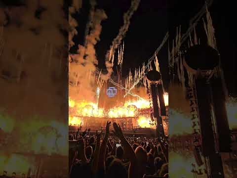 Rammstein pull out a firework launcher! 😳🎇  -  🎥 maksim.gutnikov