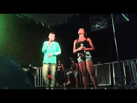 Mc Wesley e Mc Lara no Dia das Criança