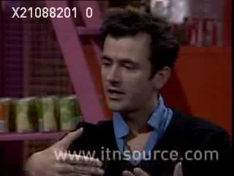 Hugh Cornwell of the Stranglers 1982