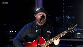 ‘Leave a light on’ live at BBC Quay sessions with Tom Walker