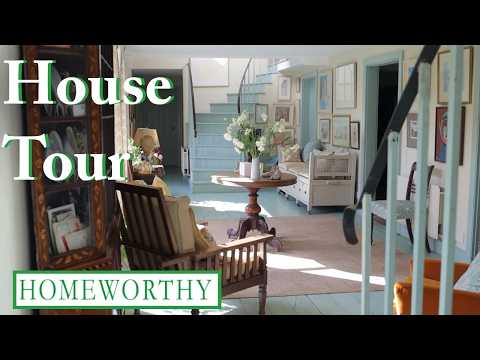 TURUL CASEI | O căsuță ca în cărțile de povești din peisajul rural englezesc, definită de creativitatea trăită în ea