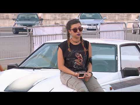 Xhirim gomash dhe muzike te larte - Makinat e modifikuara japin spektakel ne rruge - Goblin Garage