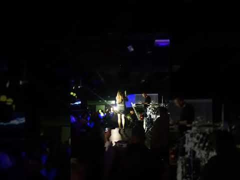 Dragana Mirkovic ( oprosti sto ti smetam)