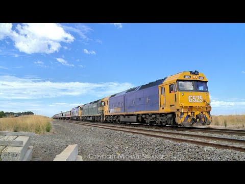 7735V Pacific National Grain Train With G525 G520 BL26 (5/3/2023) - PoathTV Australian Railways