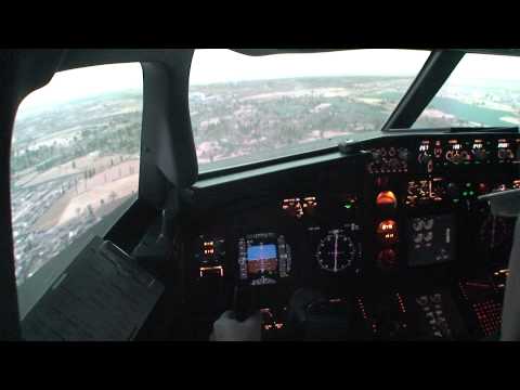 Simcenter Lelystad - Ben and Karin fly Boeing 737-800 simulator