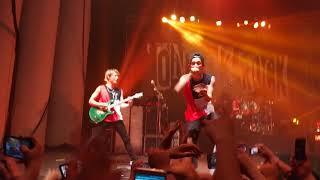 ONE OK ROCK 'American Girls' CHILE 2017