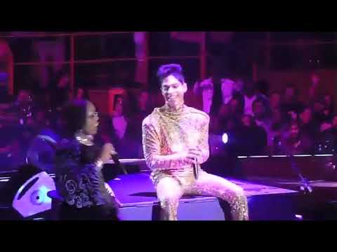 PRINCE Live | Los Angeles Forum 2011 | NITE 7 feat Gwen Stefani (excerpts)