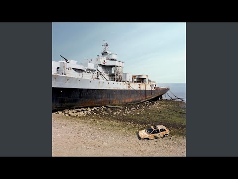 Tout passe, tout lasse, tout casse