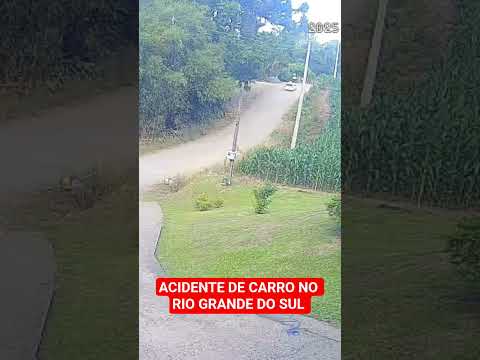 ACIDENTE DE CARRO NO RIO GRANDE DO SUL EM SANTA MARIA H...
