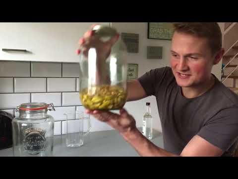 Nalewka - Making Polish Liquor. English Owen makes Nalewka