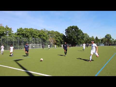 Fußball Spitzenspiel Kreisliga Mainz Bingen Ost: AKSU Mainz  gegen SV Ober Olm