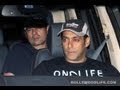 Salman Khan visits Sanjay Dutt before he goes to.