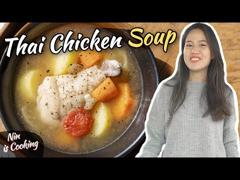 How to cook a yummy and hot chicken soup for winter - Thai Recipes
