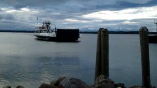 preview picture of video 'Madeline Island Ferry Bayfield approaches the dock, Bayfield, WI'