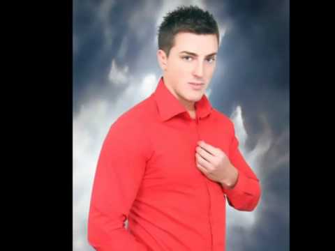 Spasen Siljanoski - majka sina prasuva -rosa fest 2011.wmv