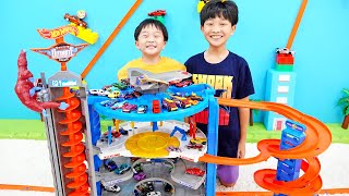 Hot Wheels Car Toy Play with Fun Build Tracks