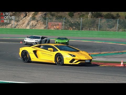 Lamborghini Aventador S LP740-4