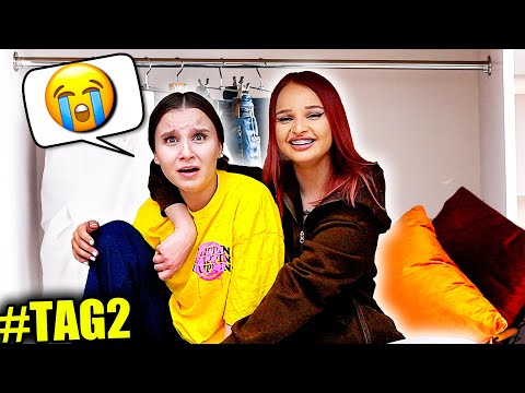 Wer als LETZTES den KLEIDER-SCHRANK verlässt, gewinnt ! 😰👚(Kleiderschrank meiner Mutter)- Celina