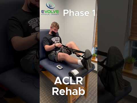 How To Improve Quadriceps Strength With A High School Football Player | ACL Reconstruction | Phase 1